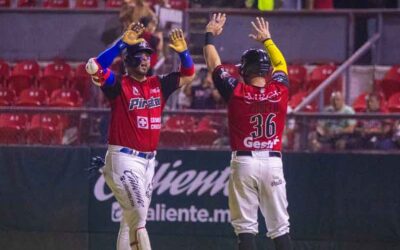 LOS PIRATAS BLANQUEAN A LEONES EN EL CLÁSICO PENÍNSULAR